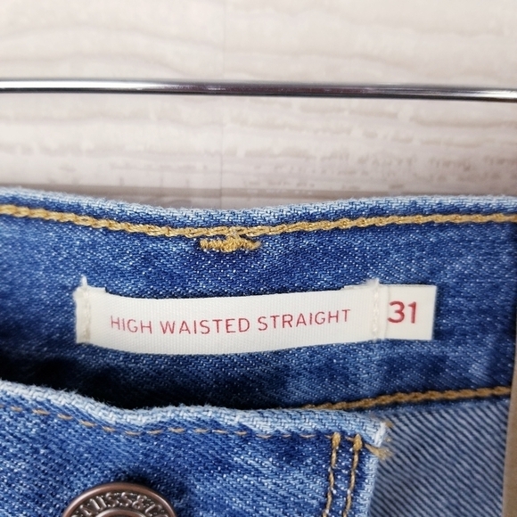 Levi's A00920007 High-Waisted Straight Jeans Women's size 31x29 - Picture 6 of 11